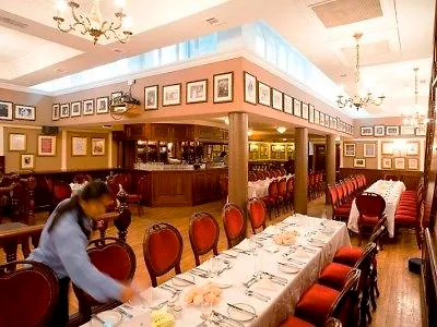 ***  The Lansdowne Hotel Dublin Irlande